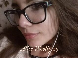 Alice_Woolfy_05