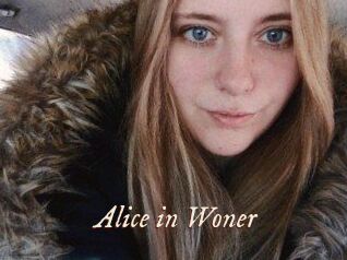 Alice_in_Woner