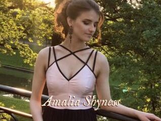 Amalia_Shyness