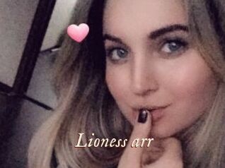 Lioness_arr