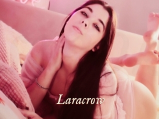 Laracrow