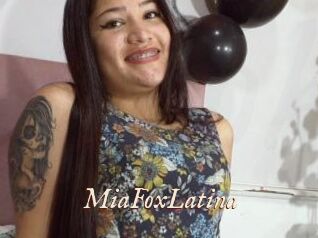 MiaFoxLatina