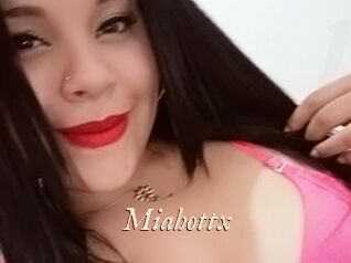 Miahottx